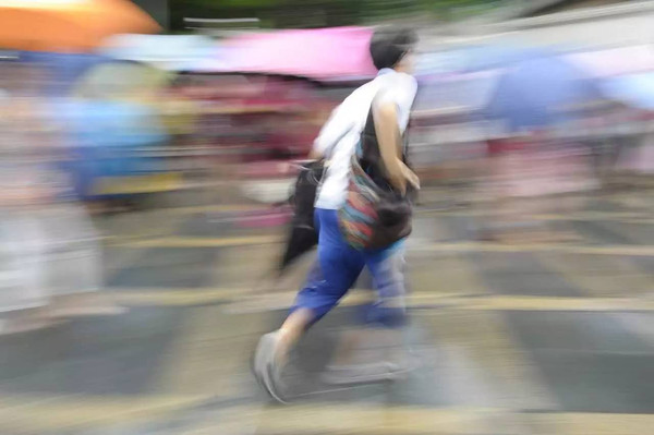 廣州暴雨突襲，高考繼續_除濕機廠家